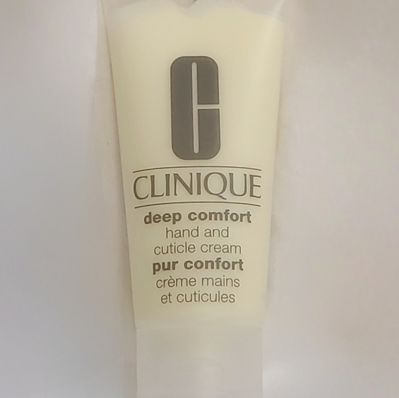 Clinique Must-haves in Kate Spade Bag - Picture 8 of 8